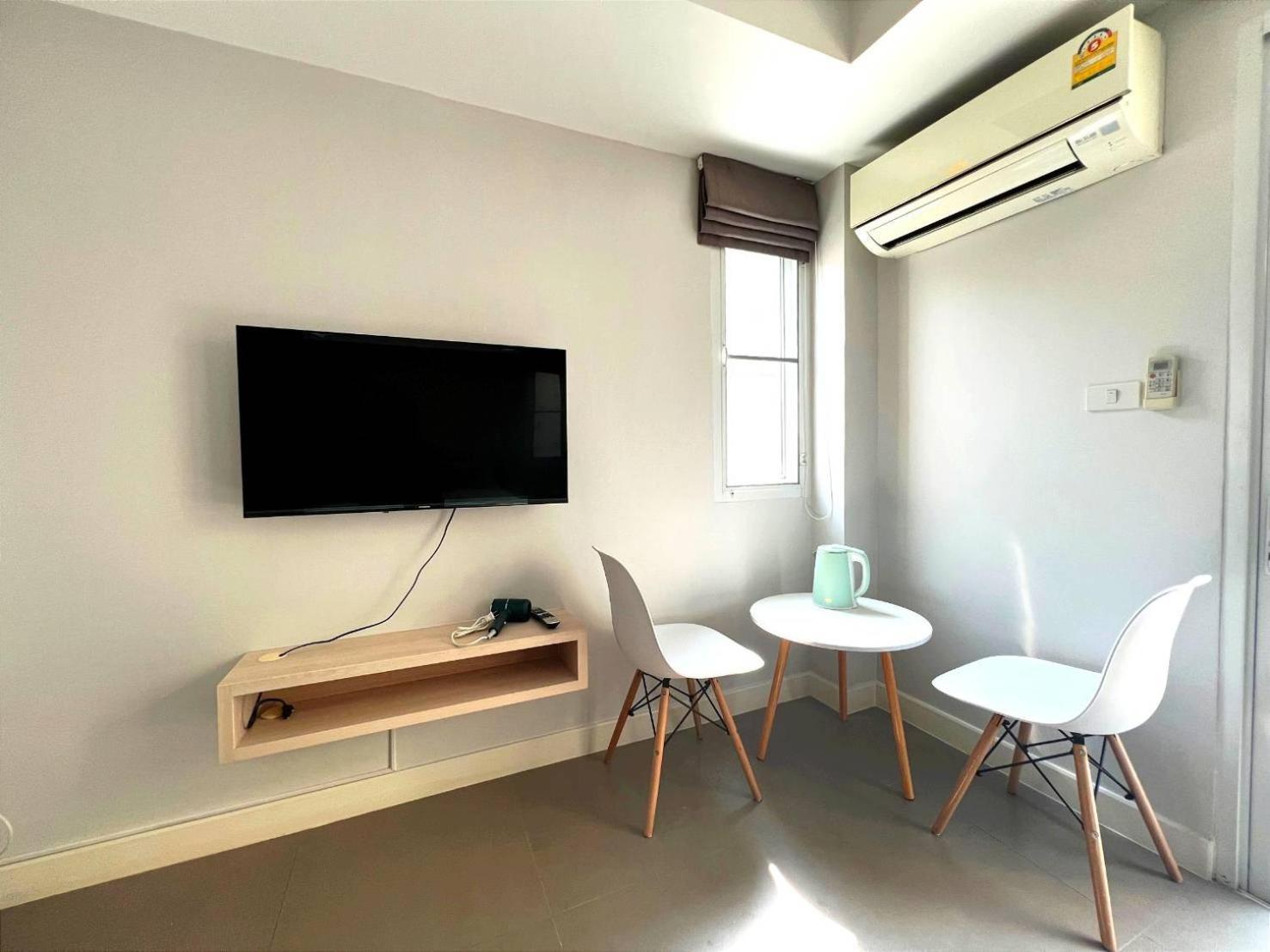 Go Inn Silom - Bts Saint Louis Bangkok Exteriör bild